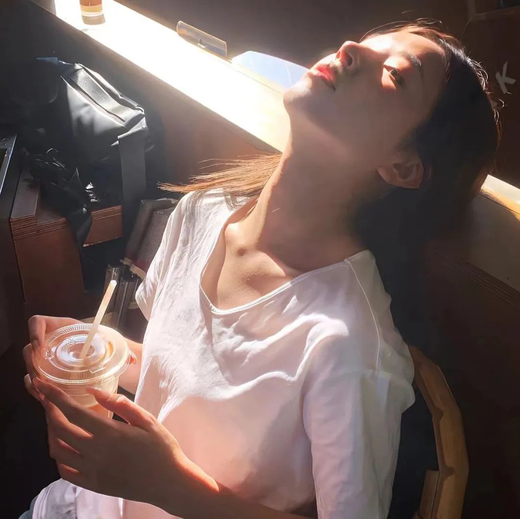 奥伯利的阿依达 在线观看